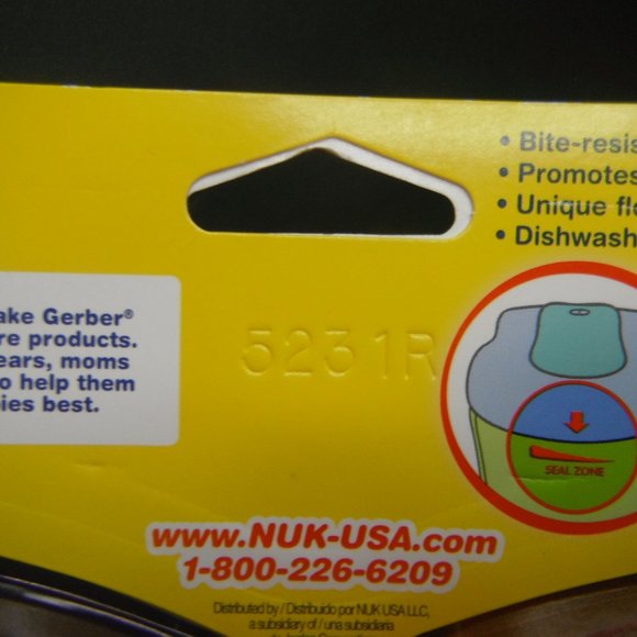 New Gerber Graduates Ultimate Insulated 9 oz Sippy Cups - Picture 9 of 12